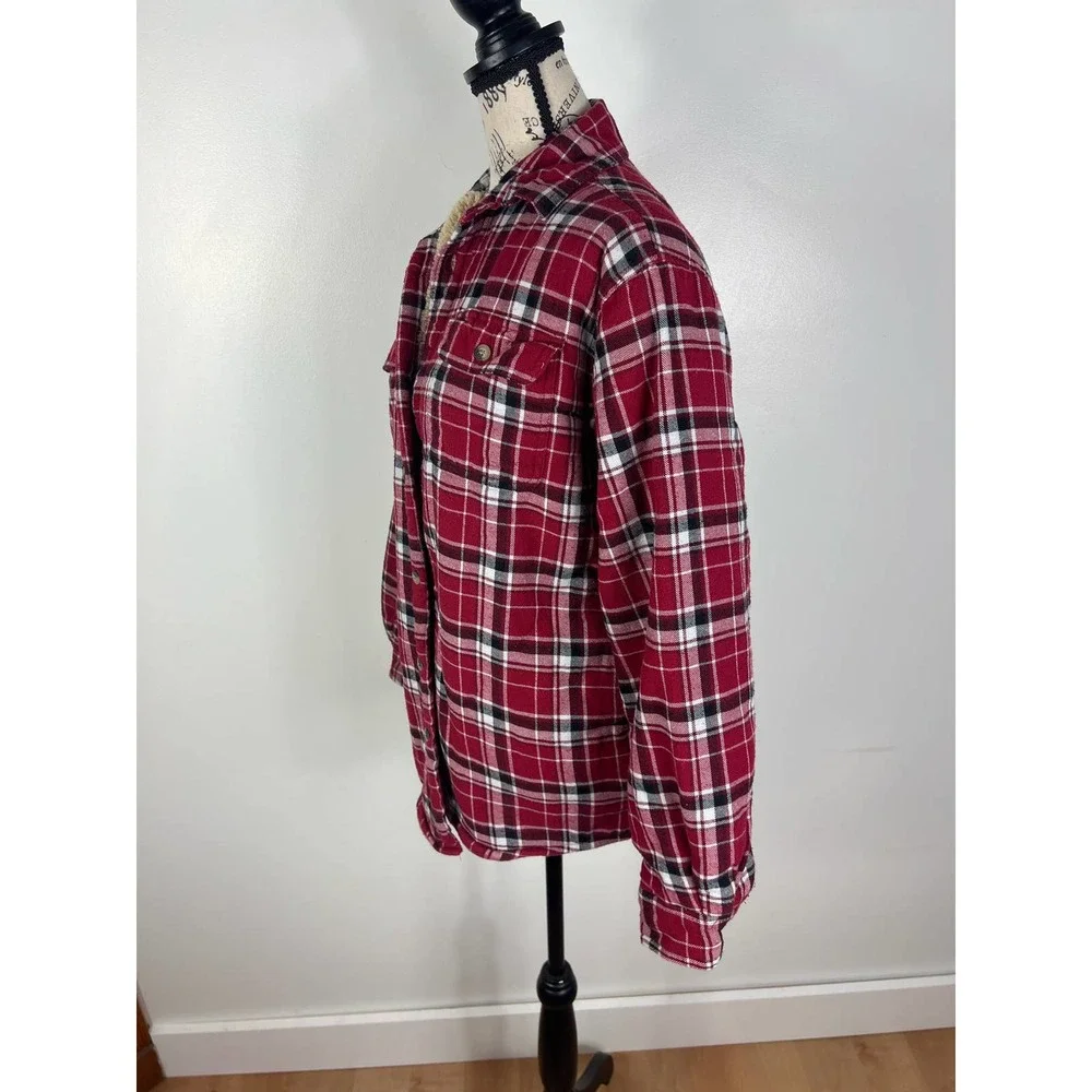 Wrangler premium quality Men’s faux fur lined plaid button up Shacket - Picture 10 of 10